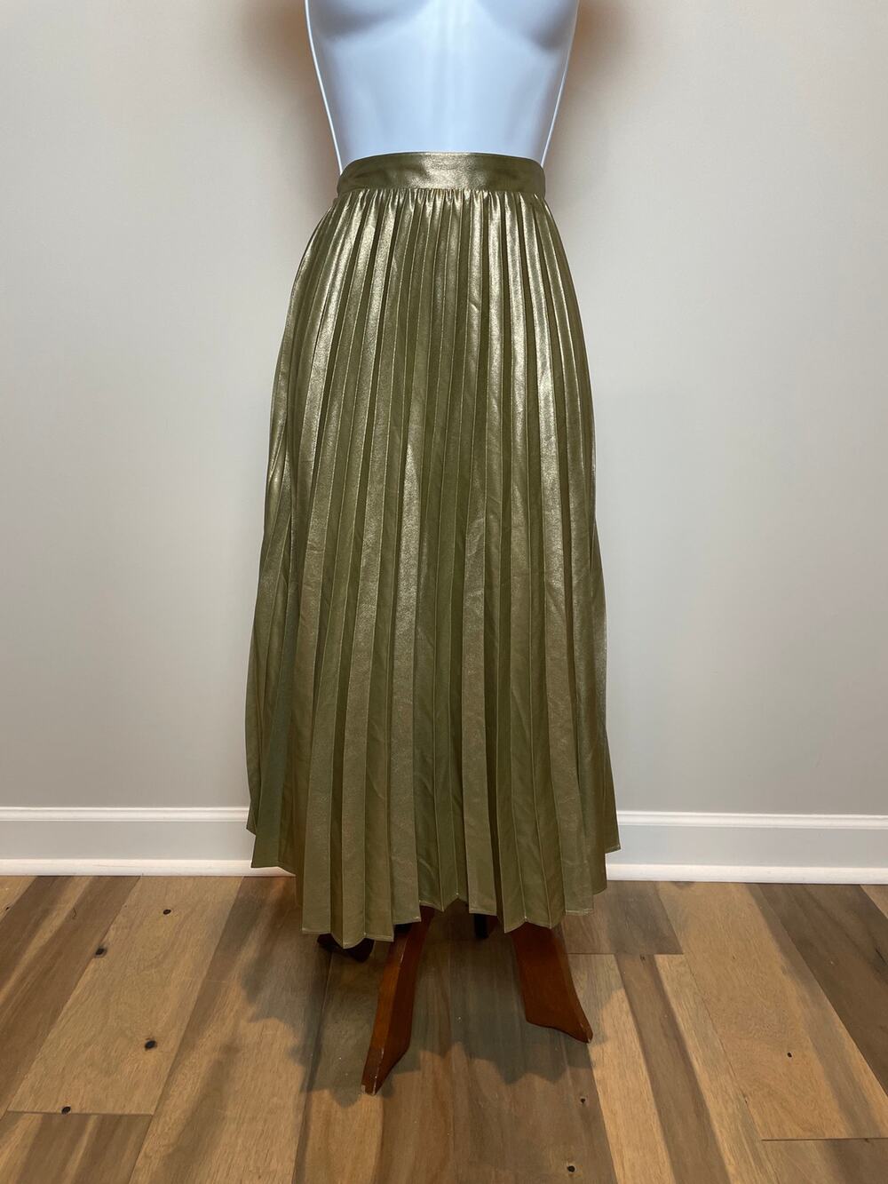 Ann Taylor Metallic Pleated Midi Skirt Size 16 Gold